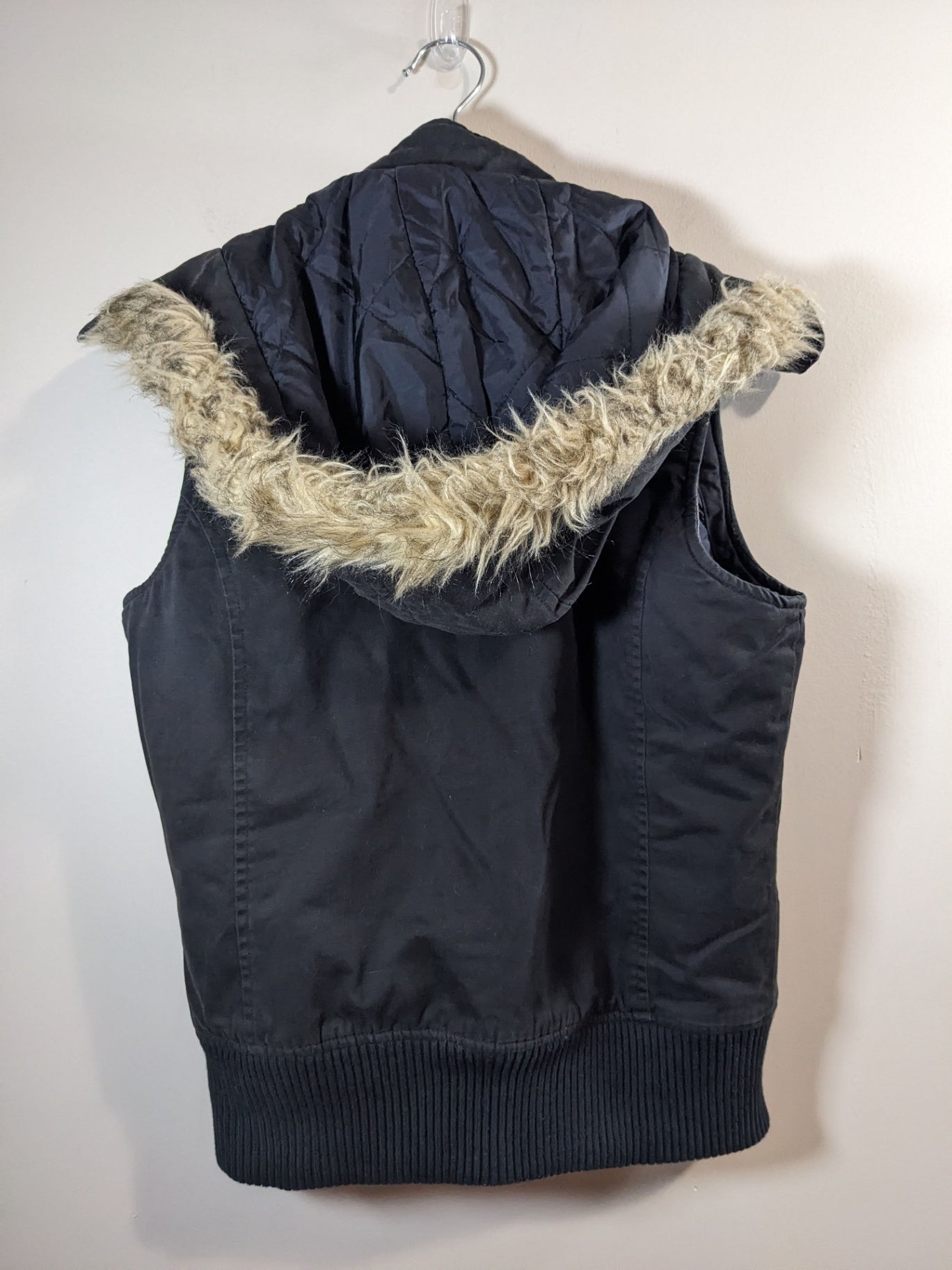 Roxy Black Vest - appears large
