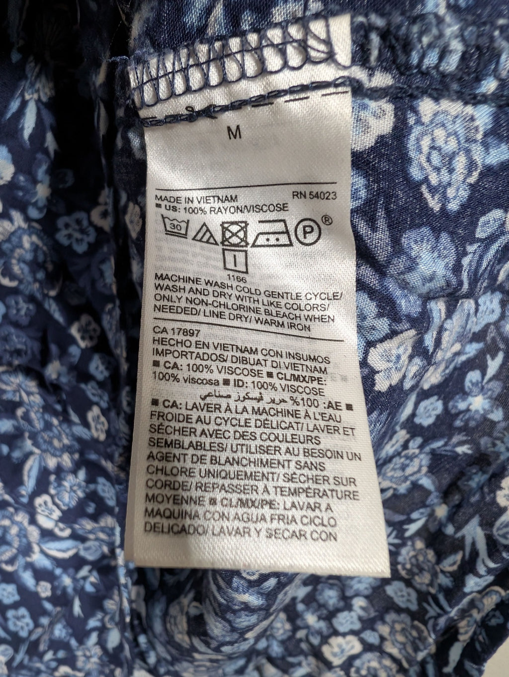 Old Navy Blue Floral Blouse - M