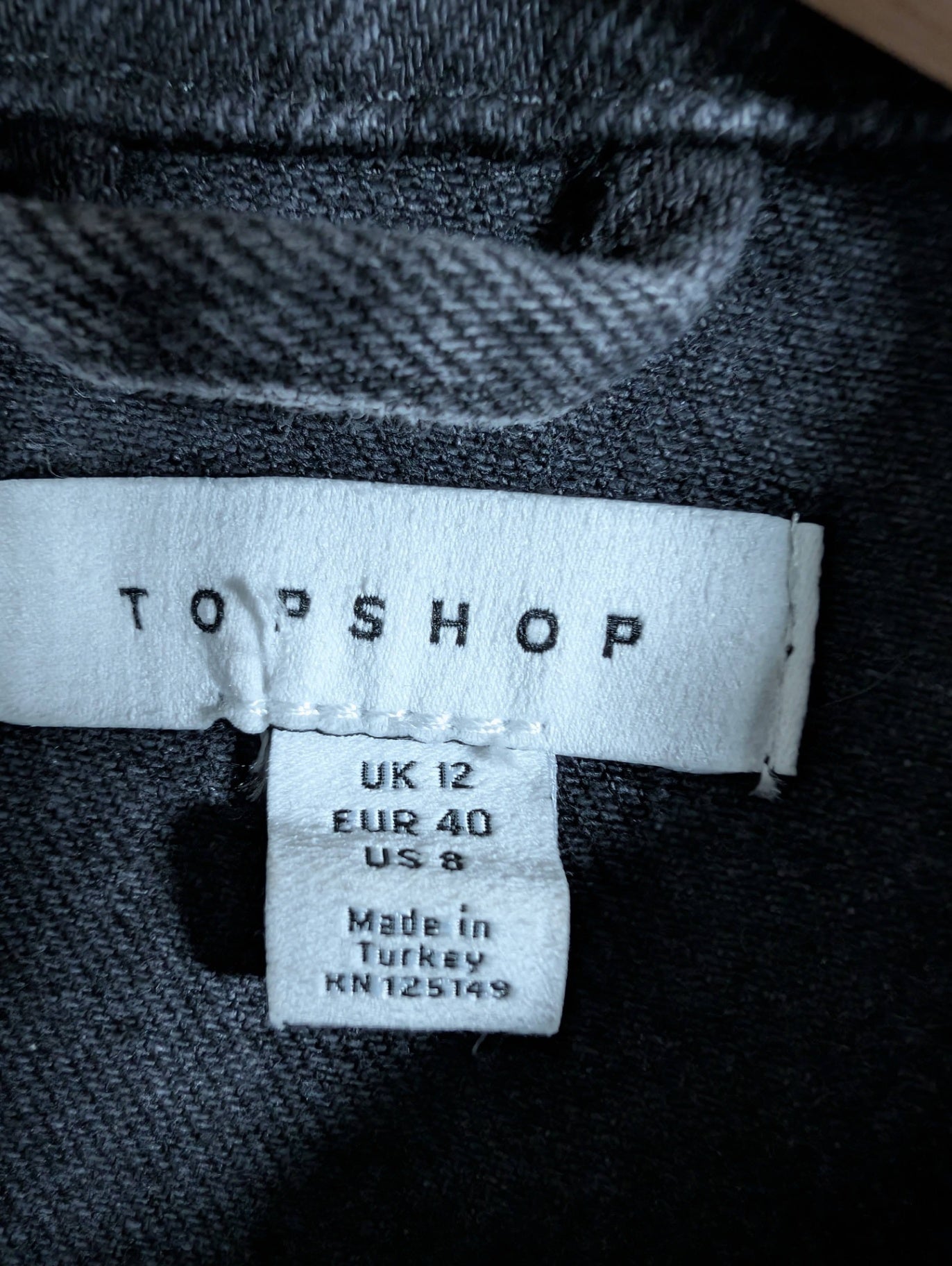 Topshop crop distressed jean jacket - SZ 8