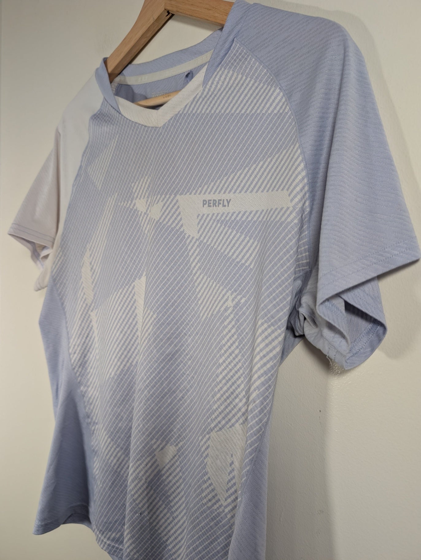 PERFLY purple badminton tee - Large