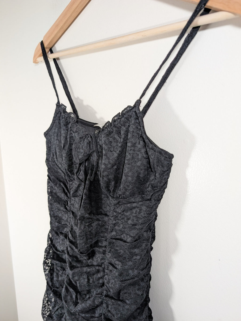 Divided lace dress - Small