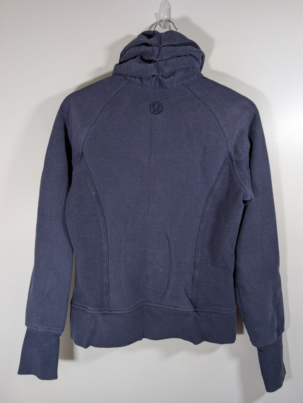 Lululemon cuddle up jacket - appears small