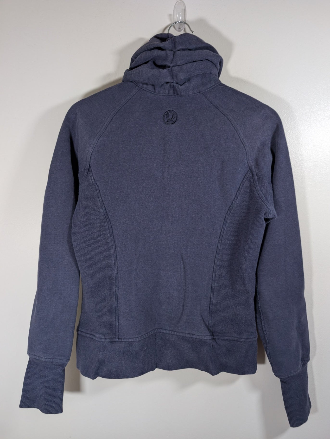 Lululemon cuddle up jacket - appears small