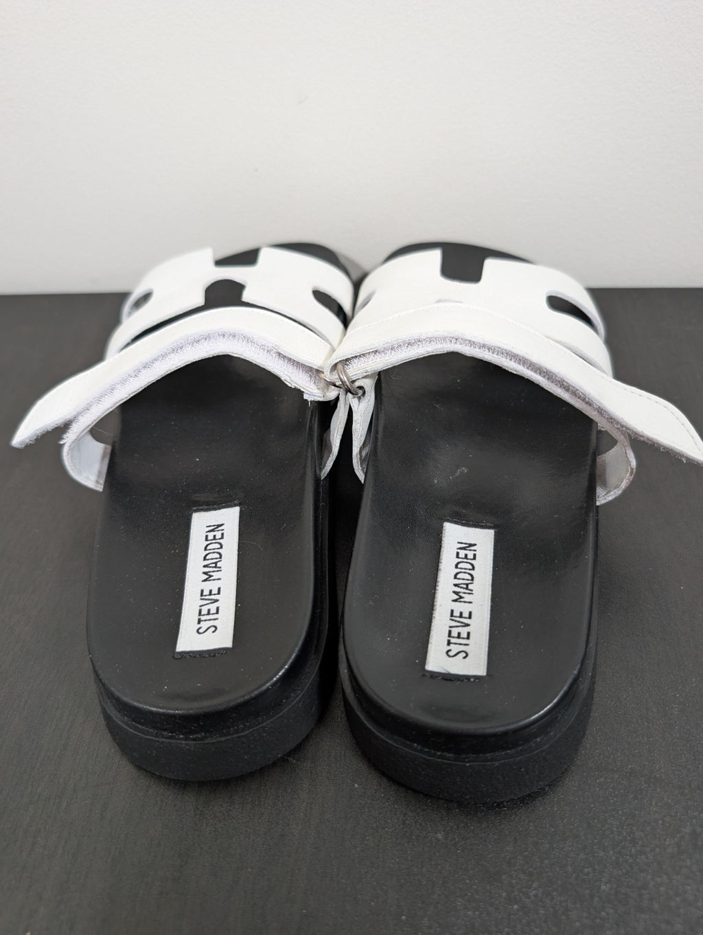 Steve Madden mayven slide sandals - SZ 7.5