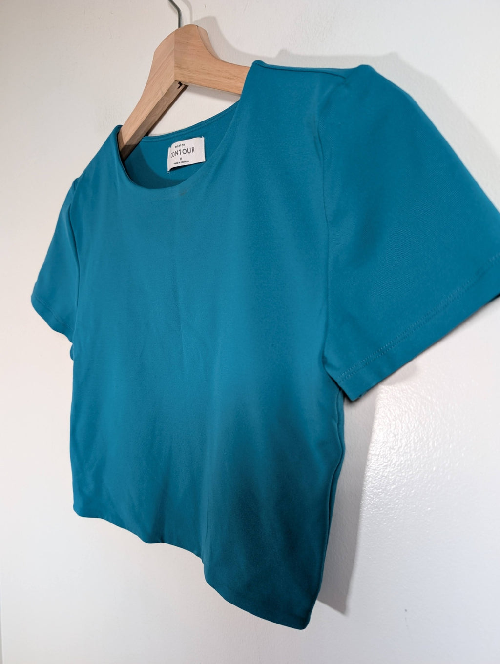 Babaton contour crop tee - Medium