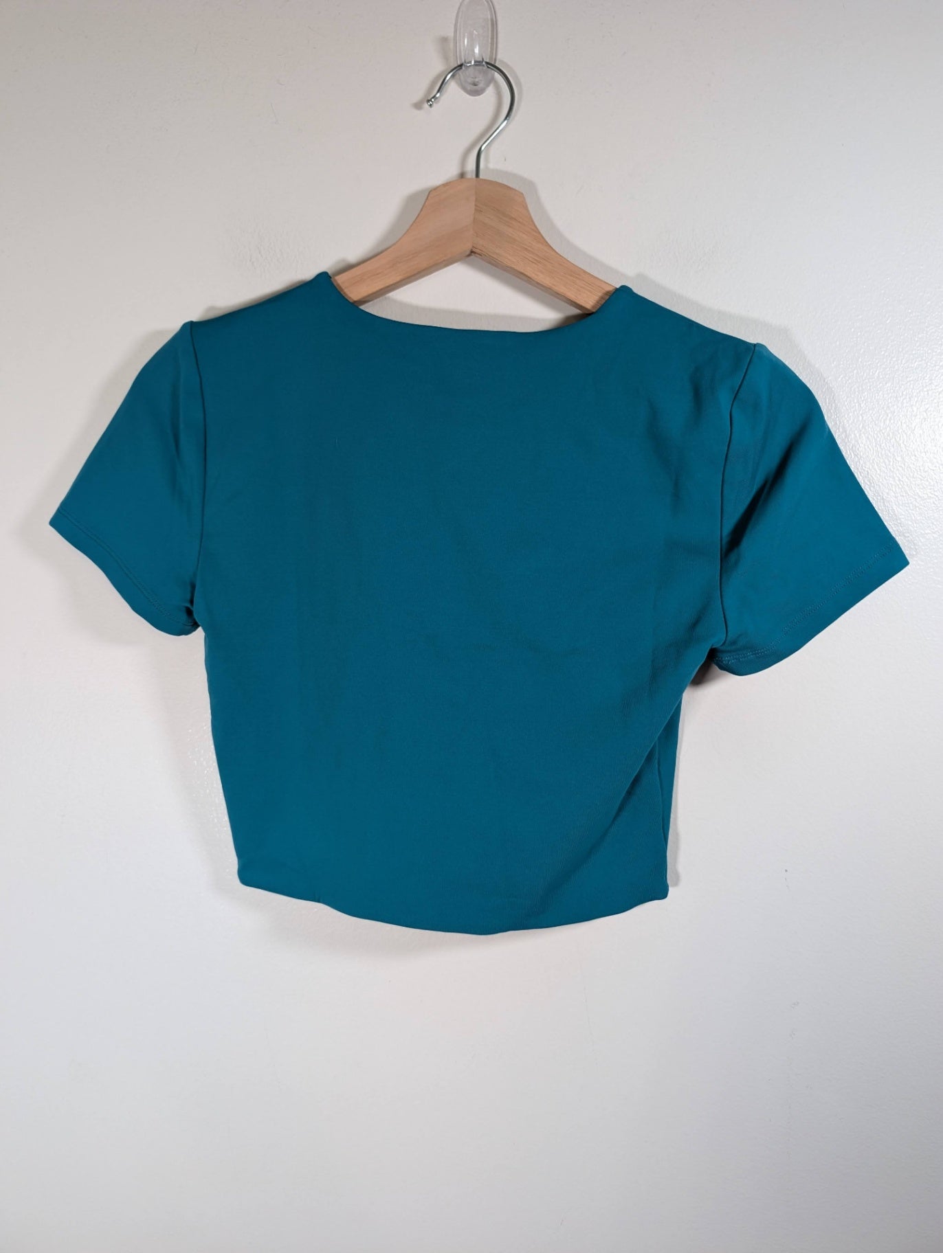 Babaton contour crop tee - Medium