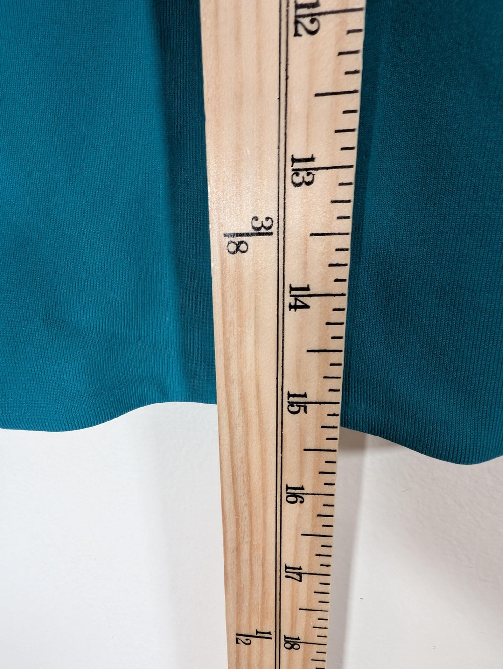 Babaton contour crop tee - Medium