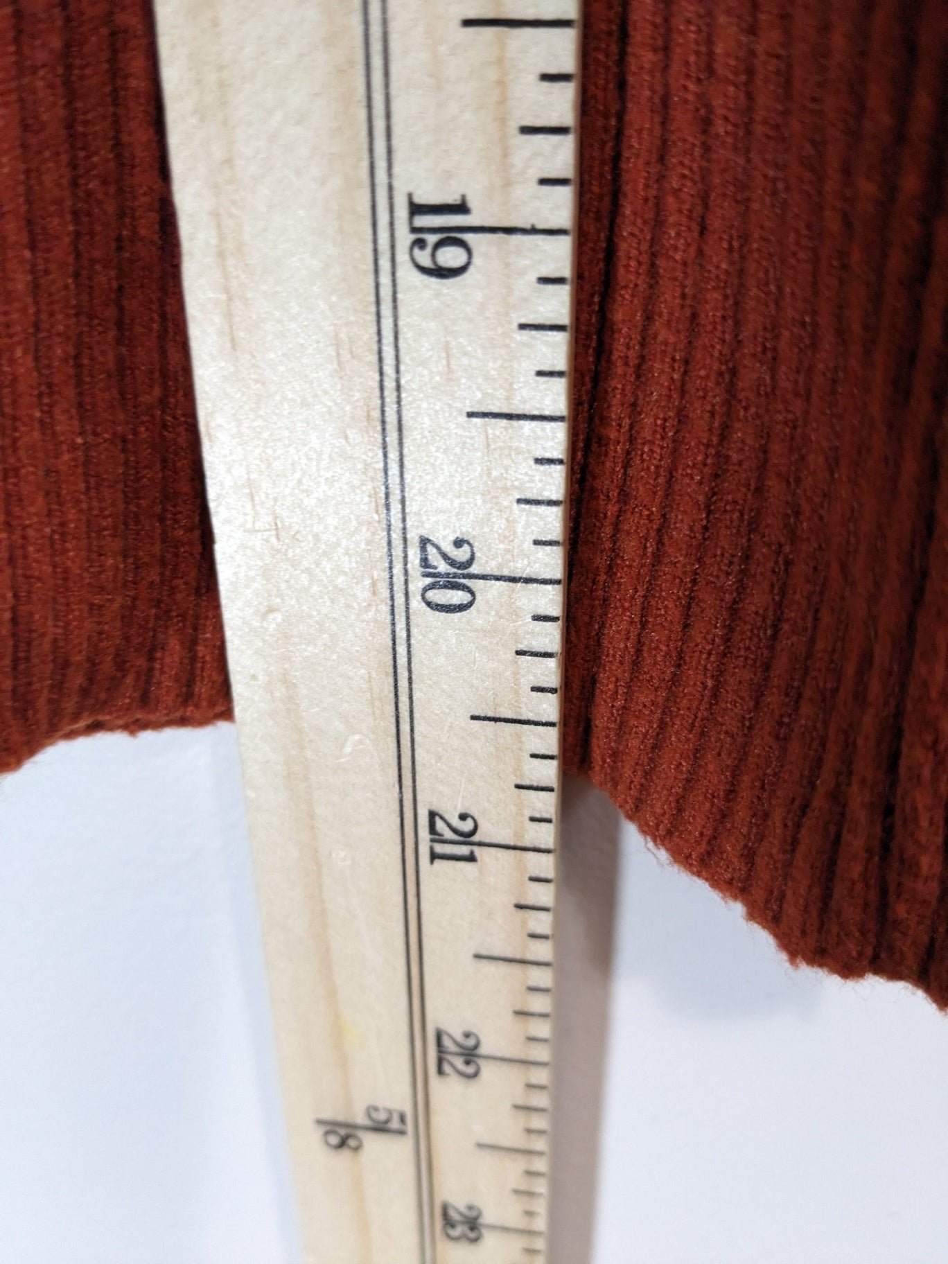 Rust Turtleneck - appears small