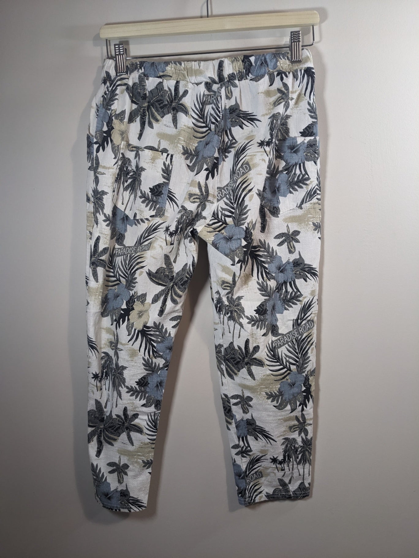 Paradise Road Pants - appears small