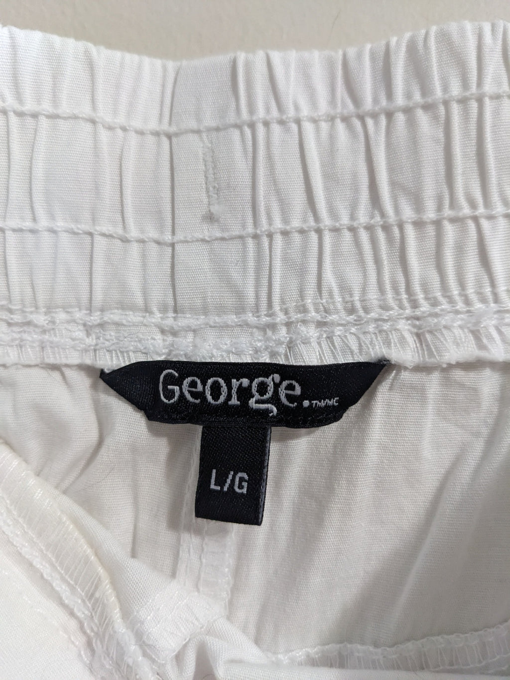 George White Shorts - L