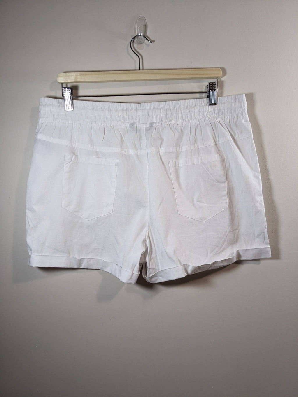 George White Shorts - L