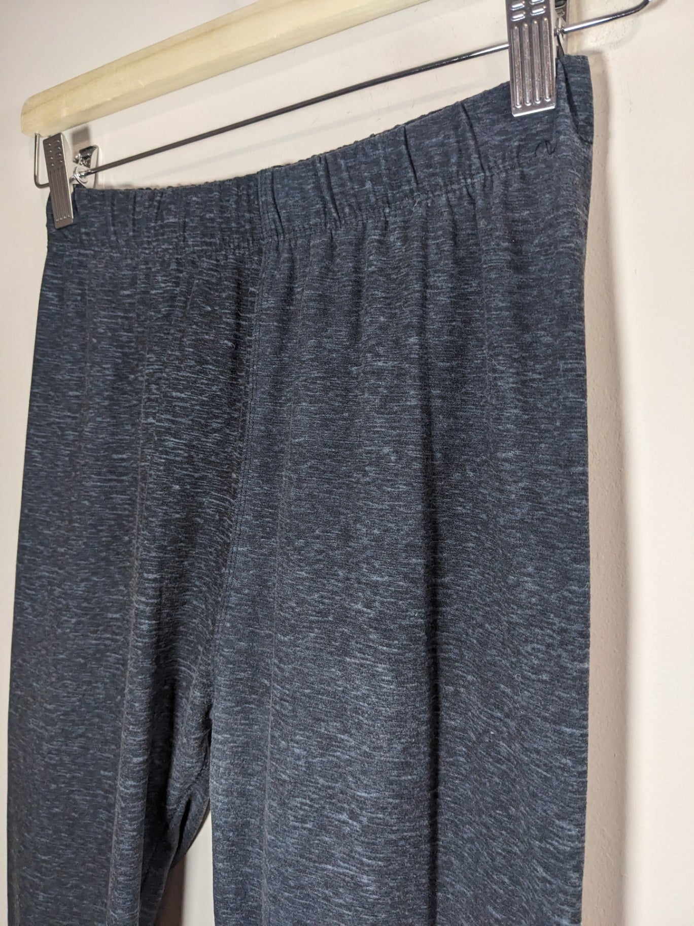 Just Cozy Heathered Grey Leggings - appears small