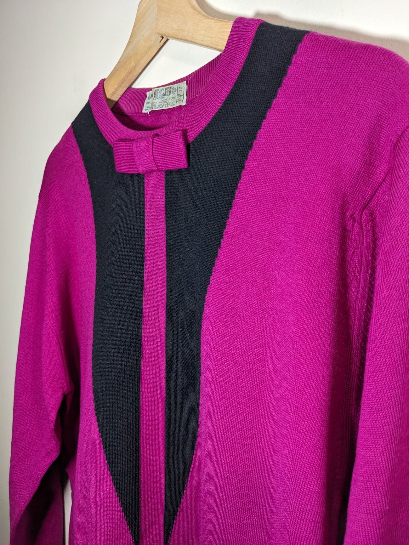 Jaeger Wool Fuchsia Bow Sweater - S