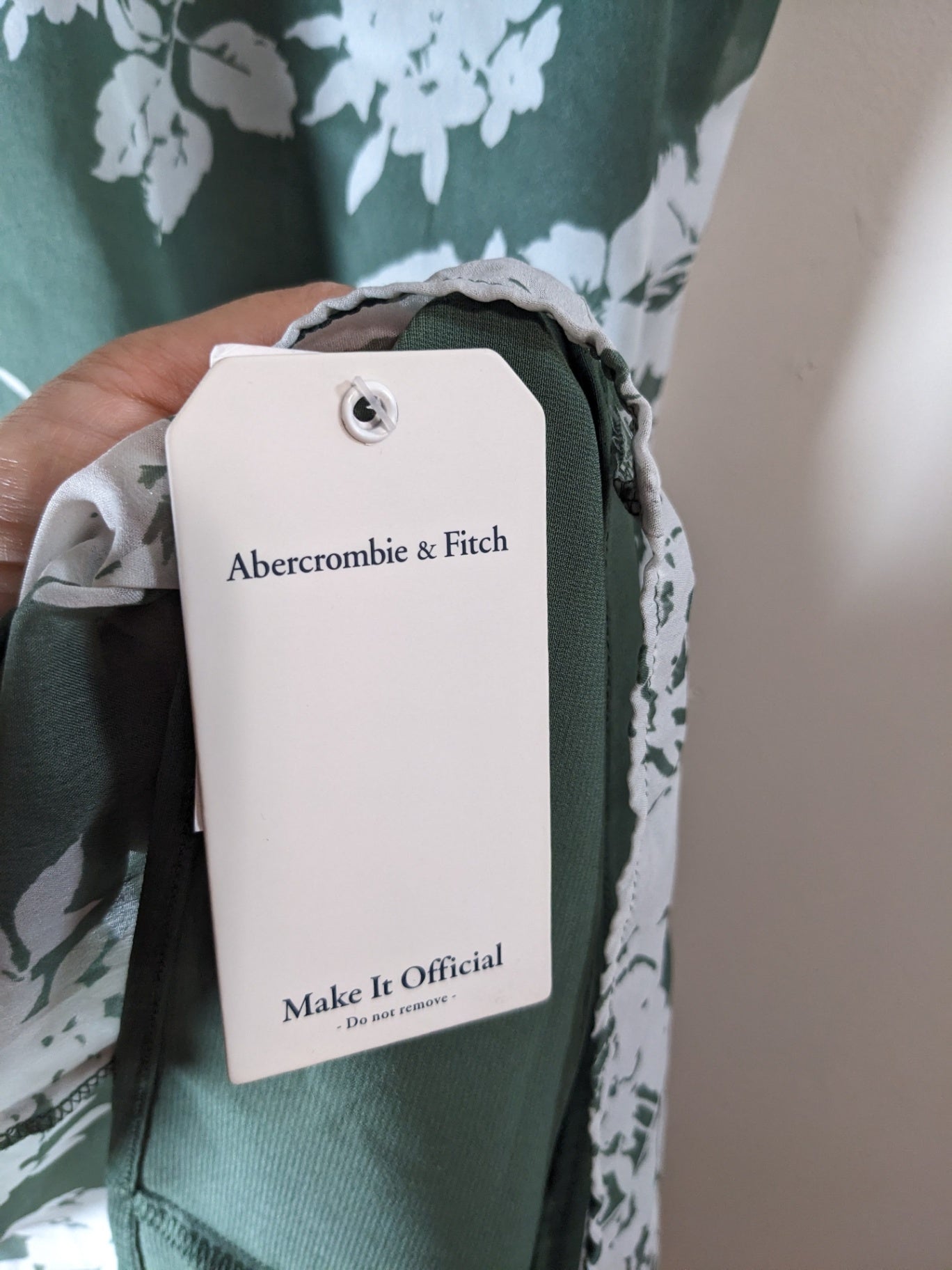 NWT Abercrombie & Fitch Floral Dress - XS