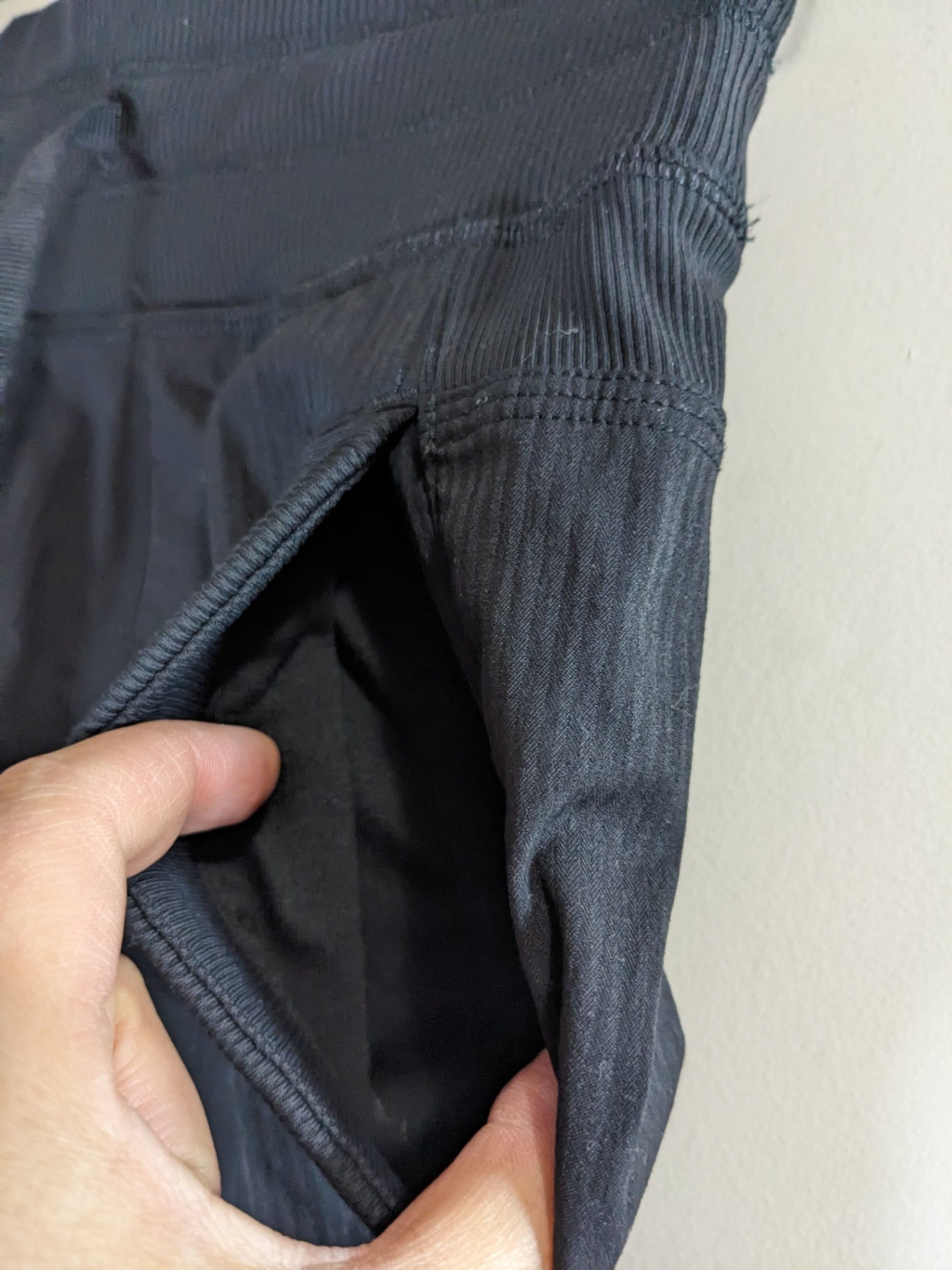 Lululemon Dance Studio Pants - sz 0