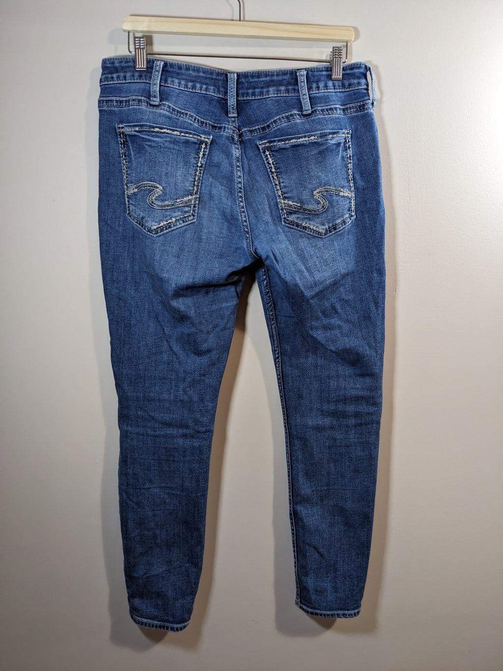 Silver Jeans Co. Suki Skinny Jeans - sz 33