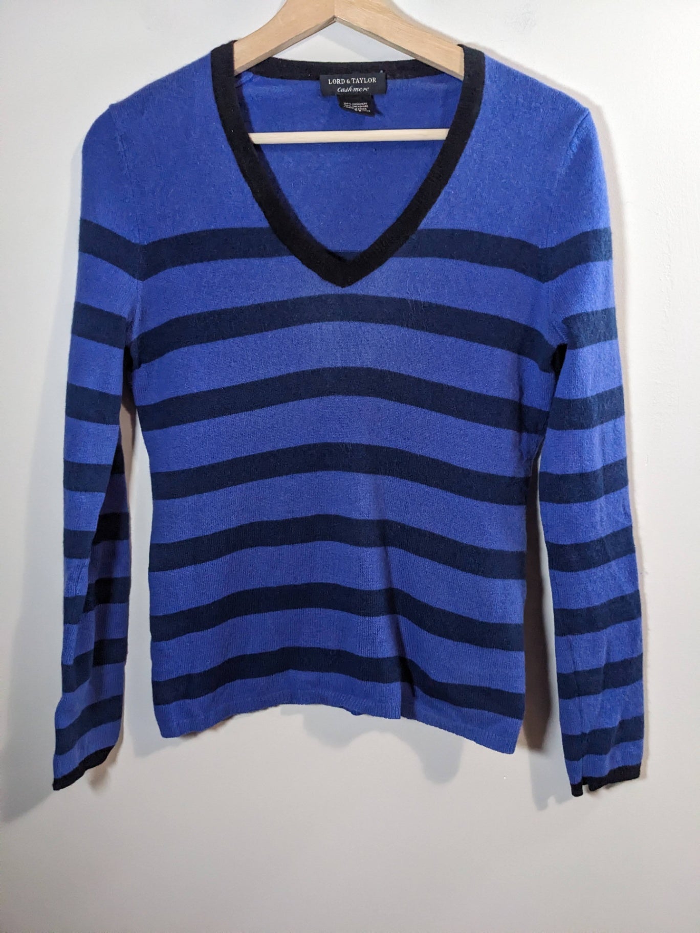 LORD & TAYLOR Cashmere Blue Striped Sweater- S