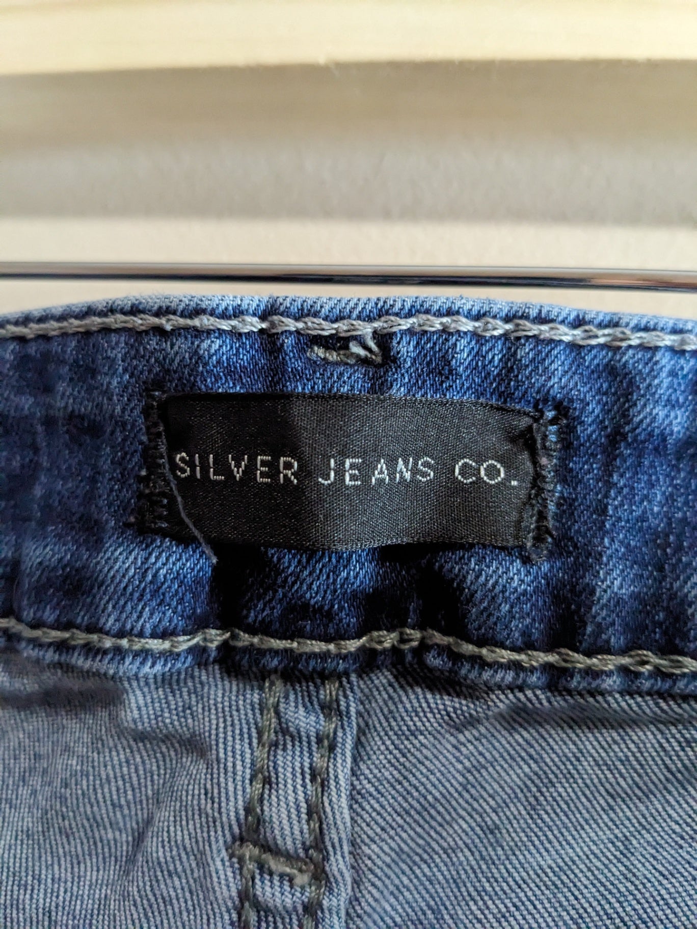Silver Jeans Elyse Skinny Jeans - sz 33