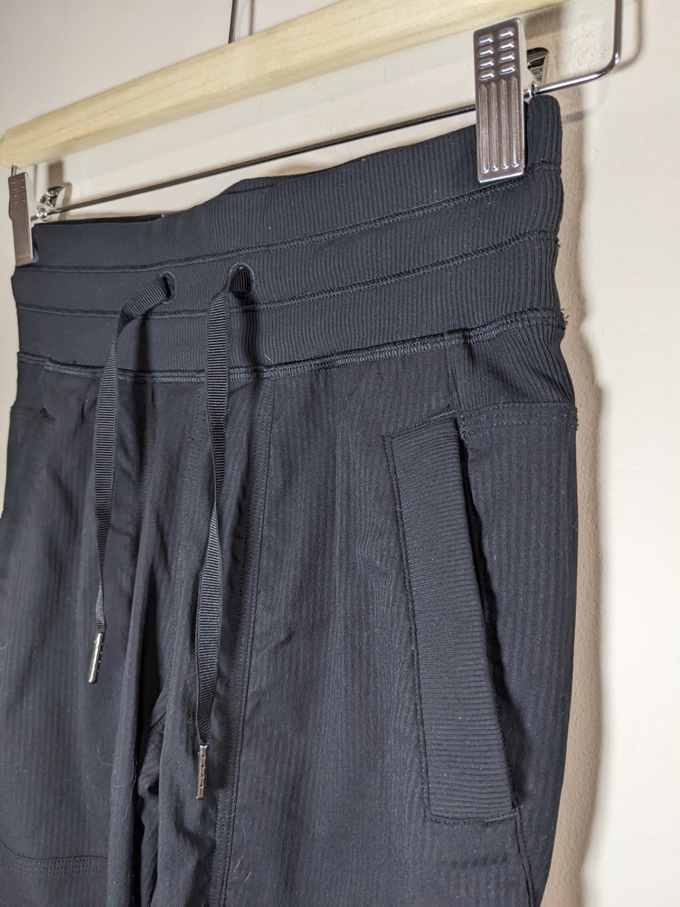 Lululemon Dance Studio Pants - sz 0