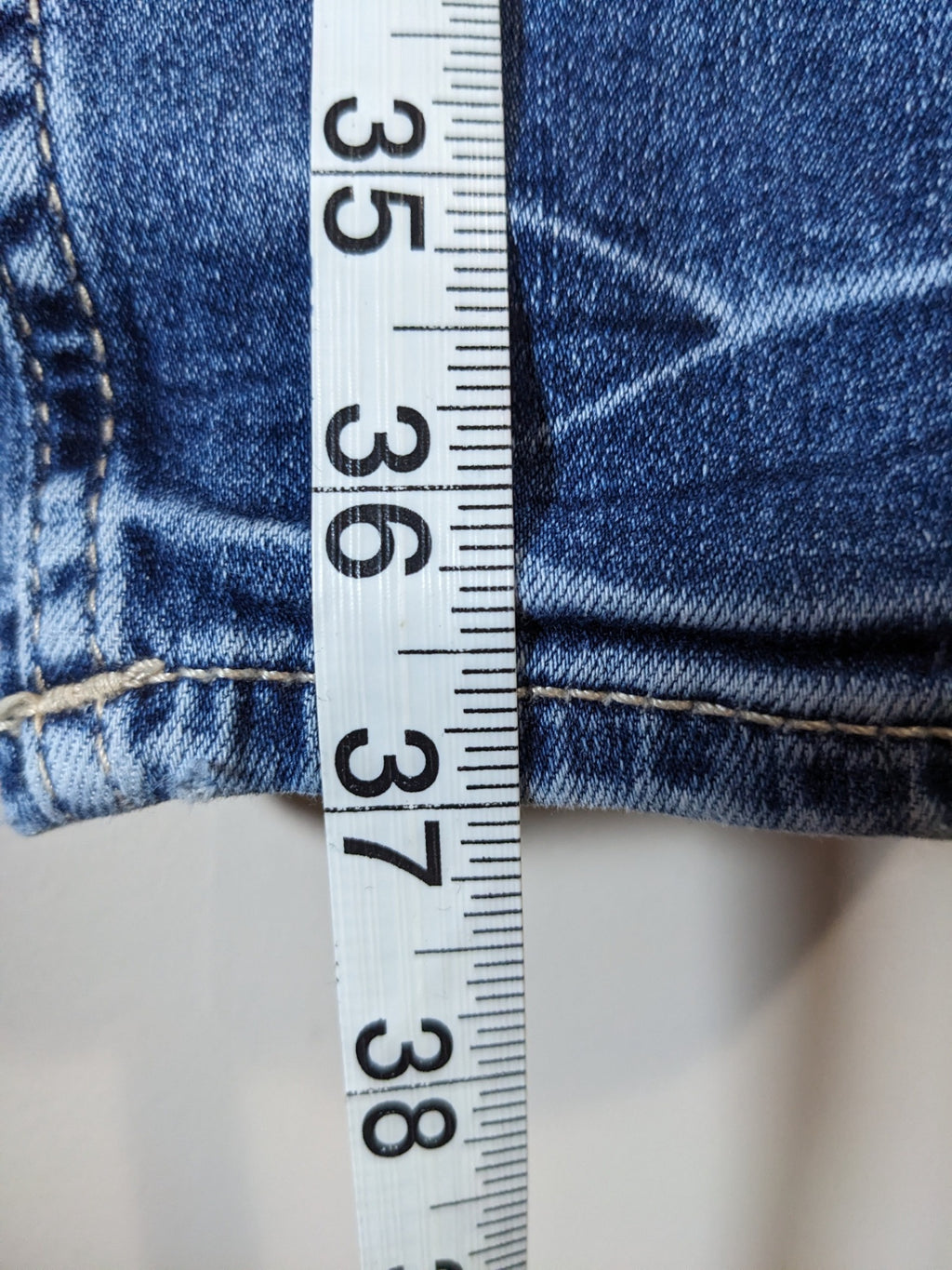 Silver Jeans Co. Suki Skinny Jeans - sz 33