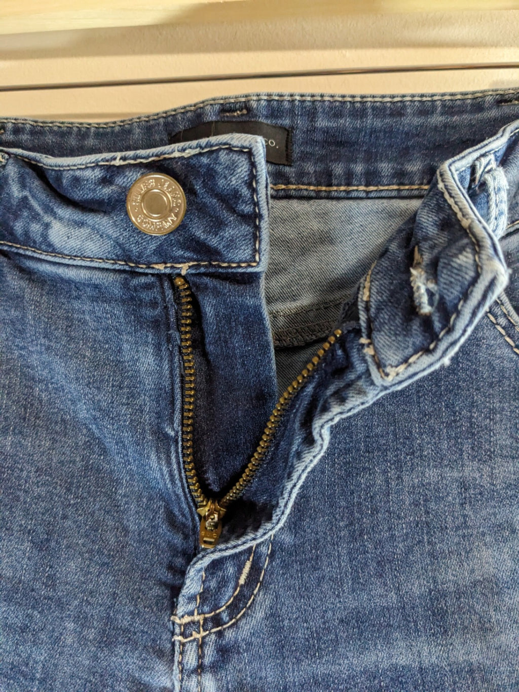 Silver Jeans Co. Suki Skinny Jeans - sz 33