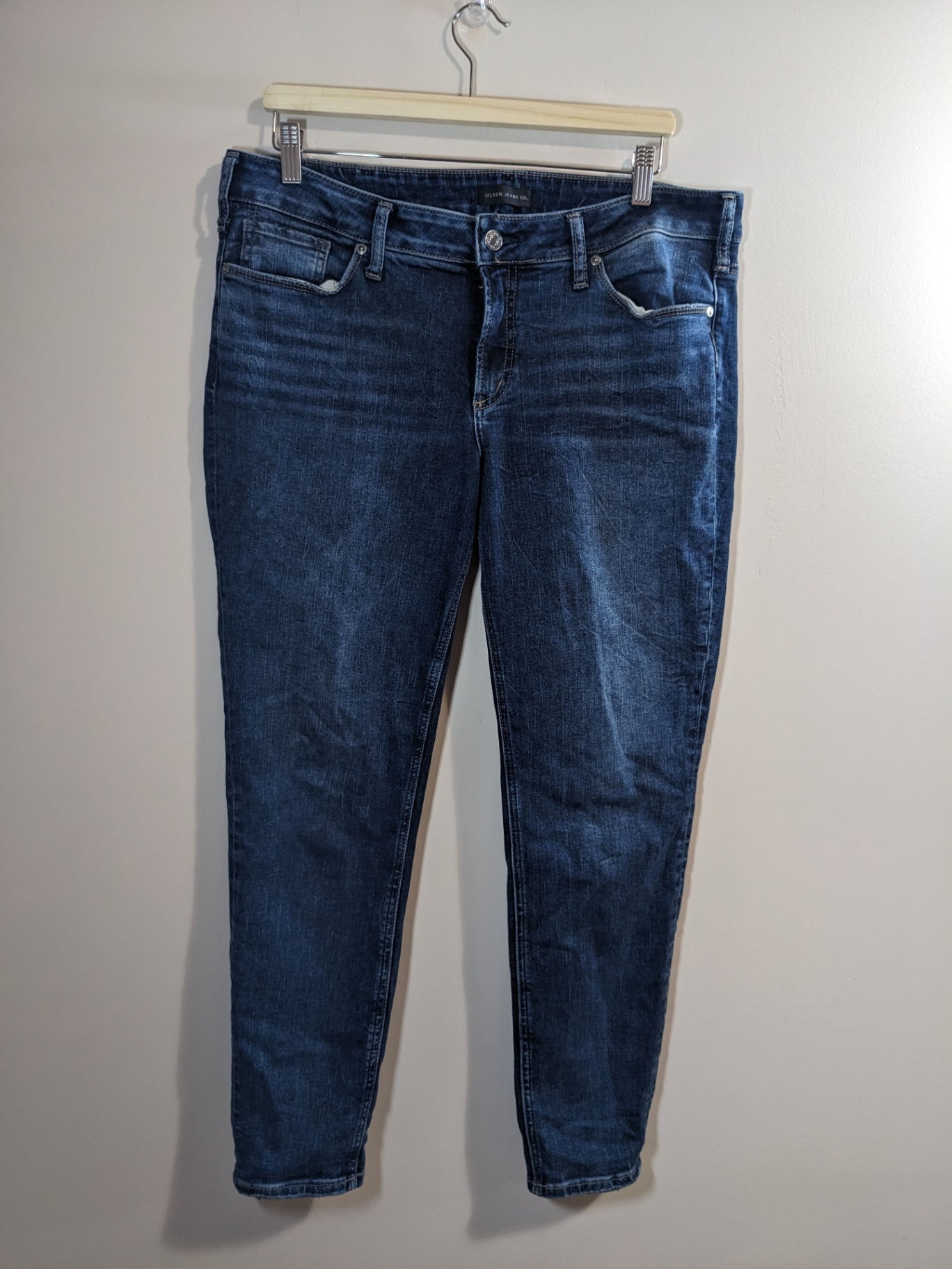 Silver Jeans Co. Suki Skinny - sz 33