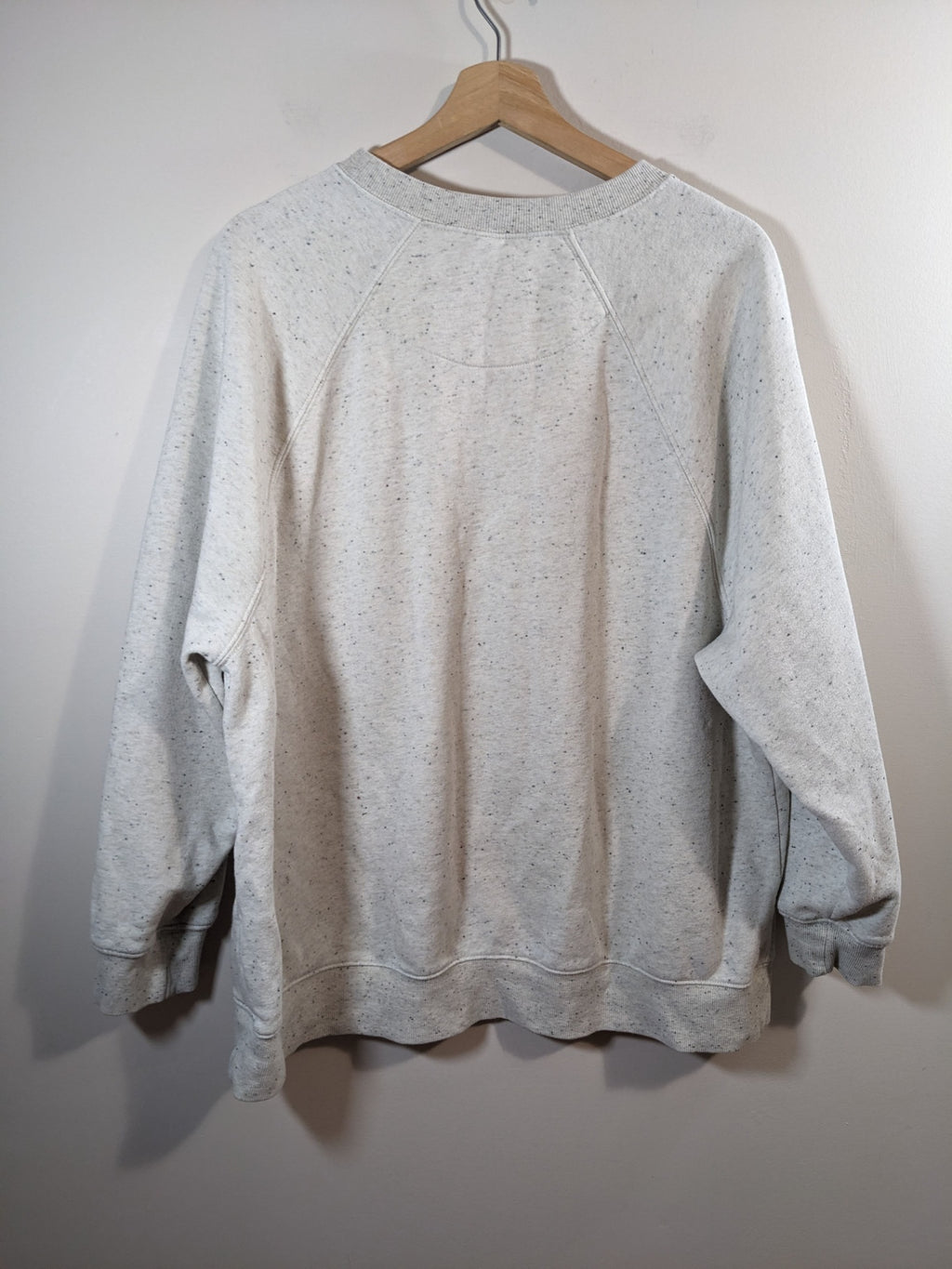 Old Navy Light Grey Crewneck- L