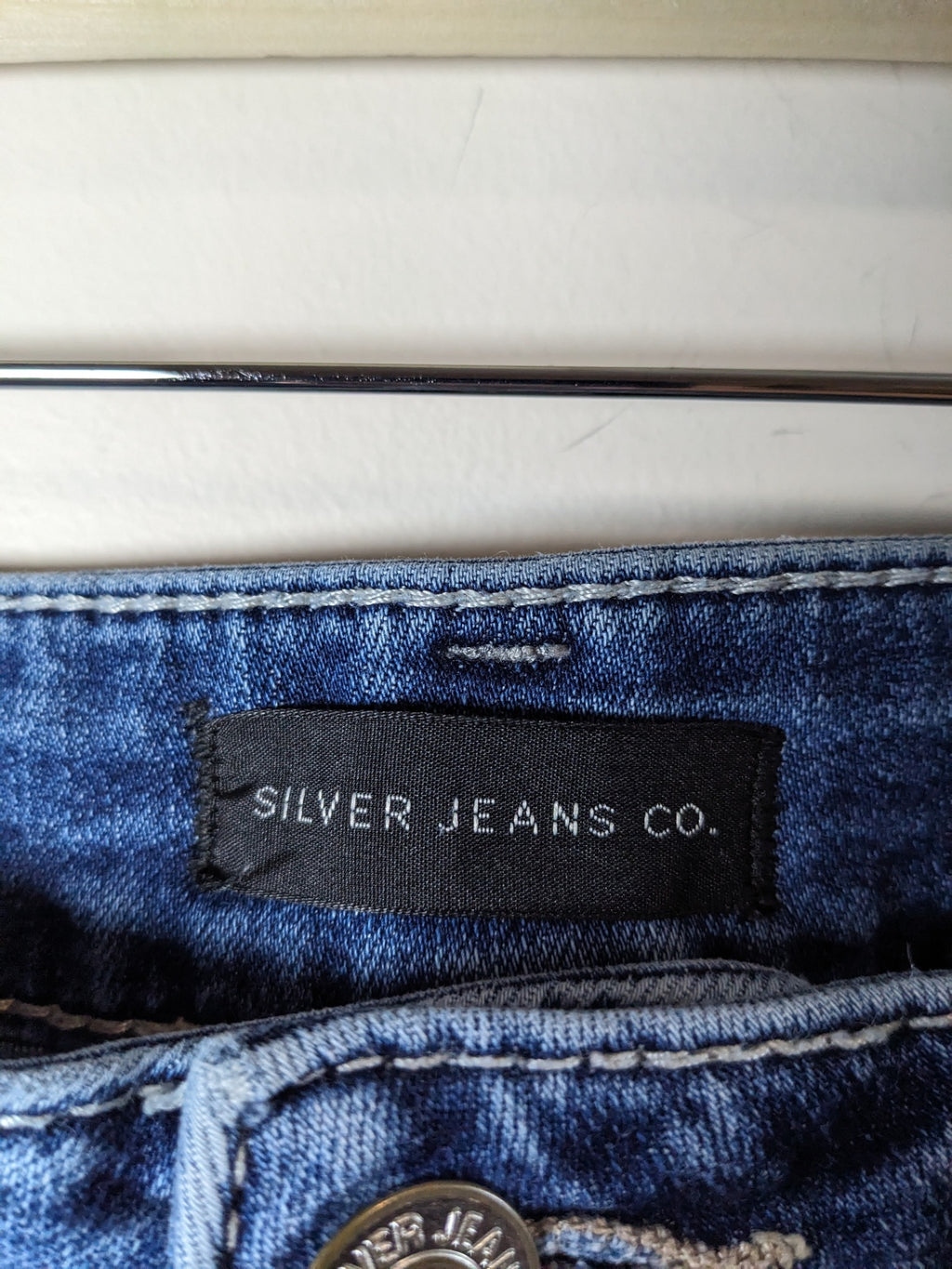 Silver Jeans Co. Suki Skinny Jeans - sz 33