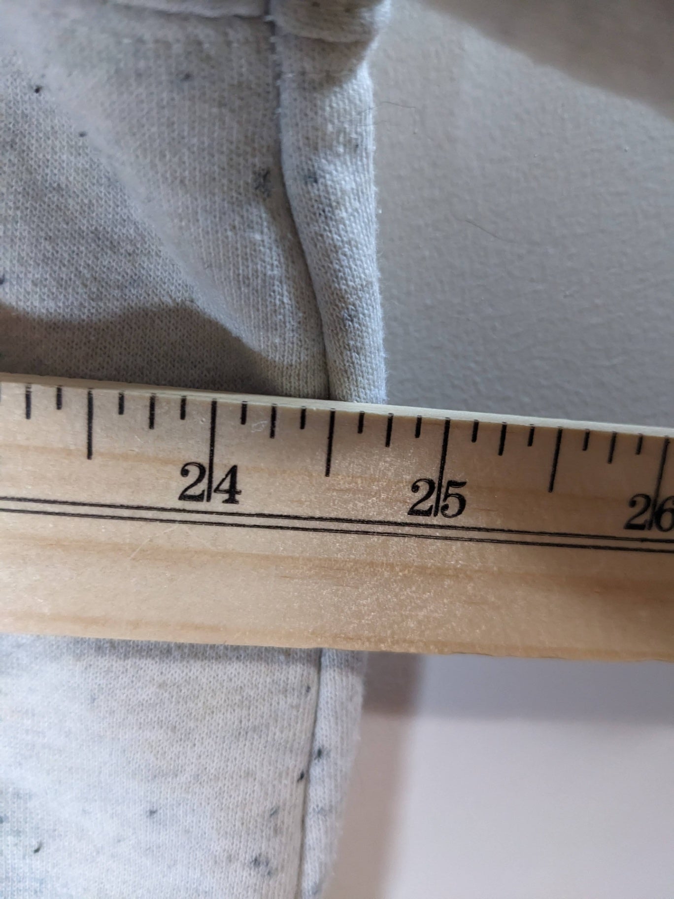 Old Navy Light Grey Crewneck- L