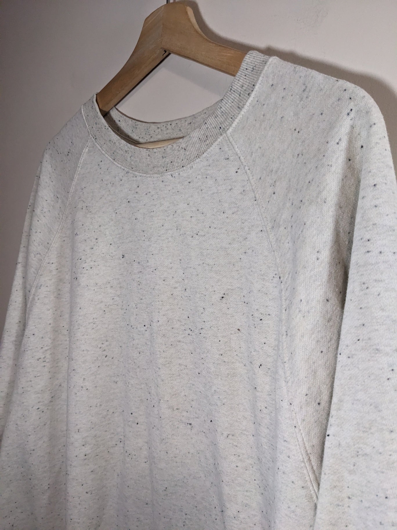 Old Navy Light Grey Crewneck- L