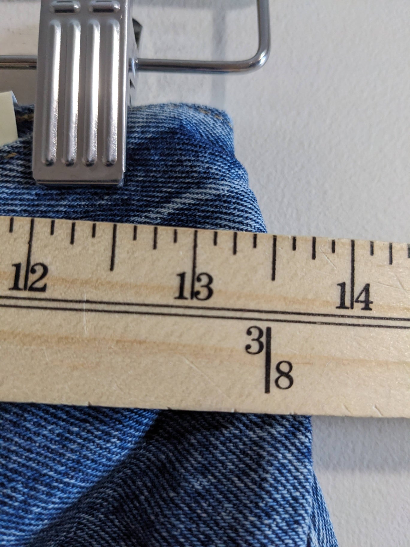 NWT Levi's 501 90's Jeans - sz 24