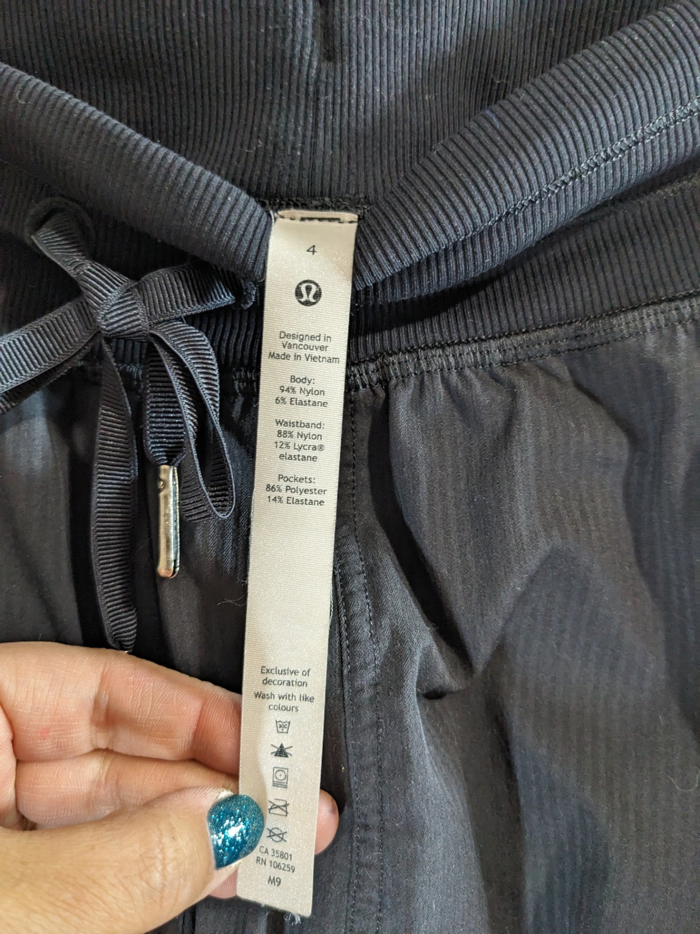 Lululemon Dance Studio Joggers -sz  4