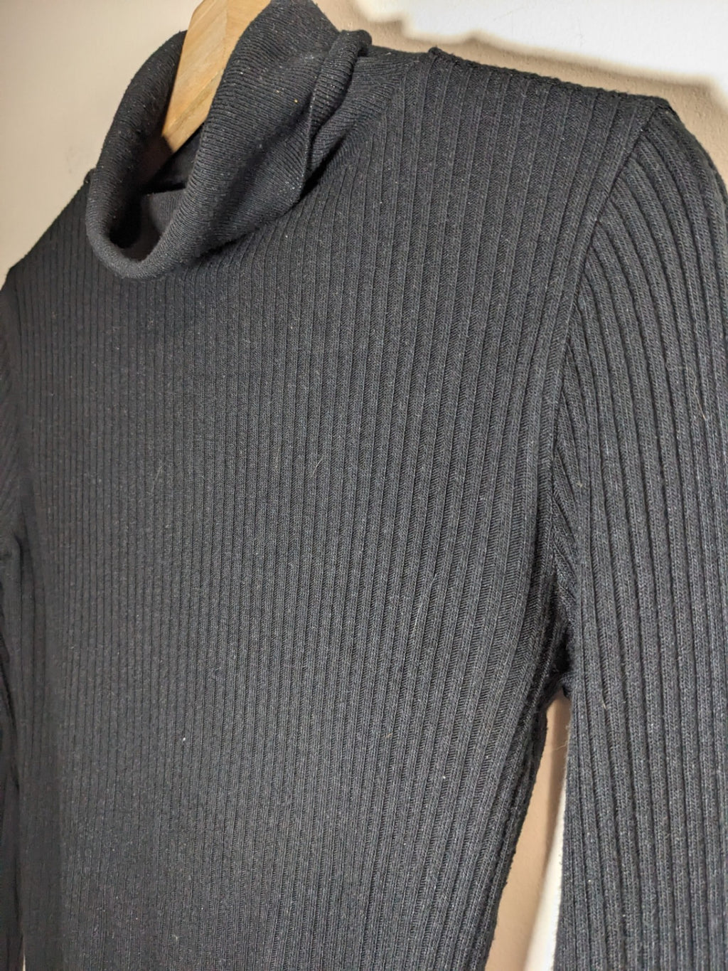 Lauren Vidal Ribbed Black Turtleneck Sweater - S