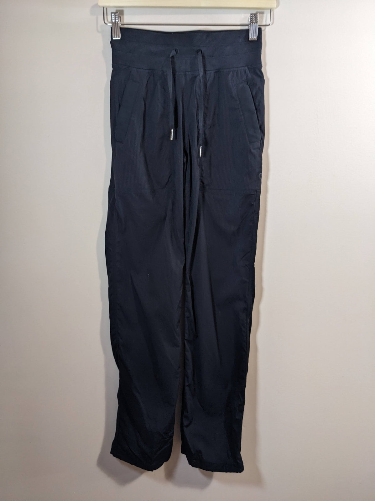 Lululemon Dance Studio Pants - sz 0