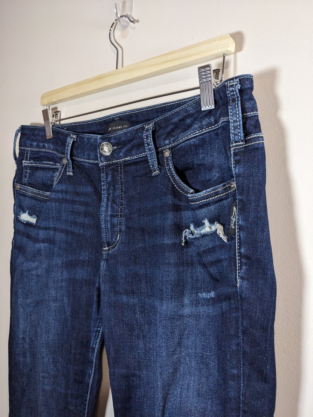 Silver Jeans Co. Dark Distressed Elyse Skinny Jeans - sz 33