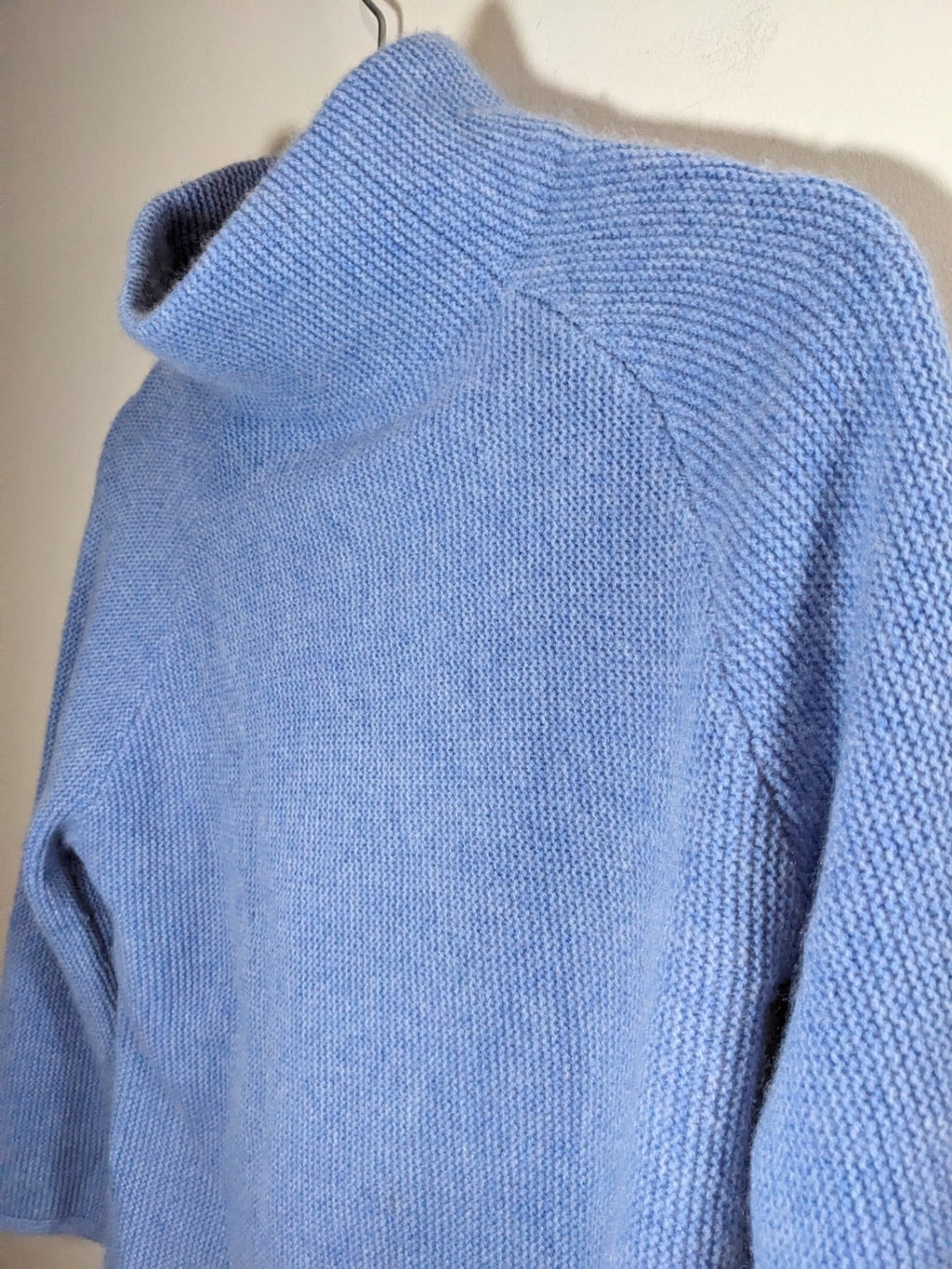Henry Christ Blue Crop Sweater - XS