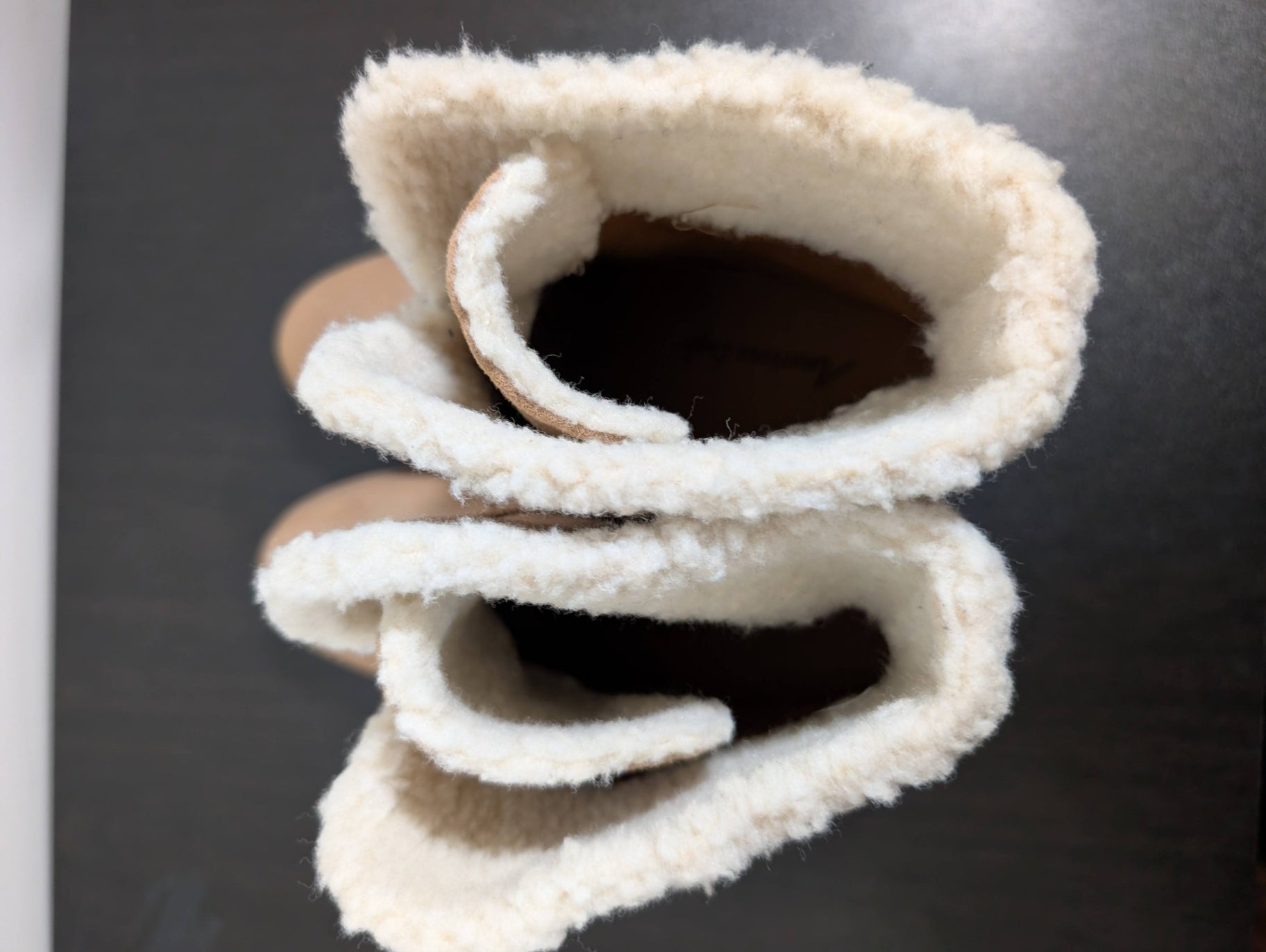 American Eagle faux fur boots - SZ 9