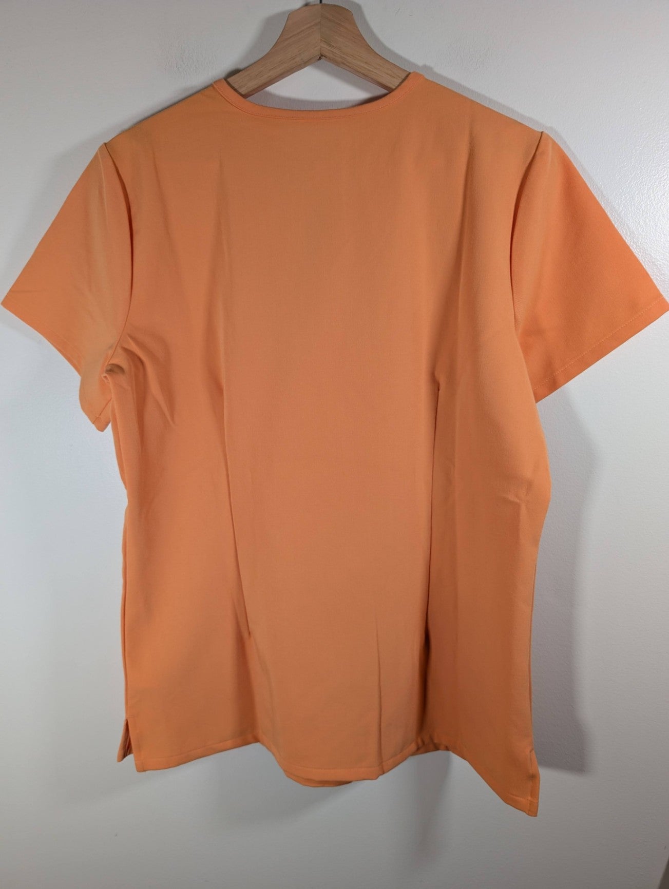NWT Figs orange scrub top - Medium