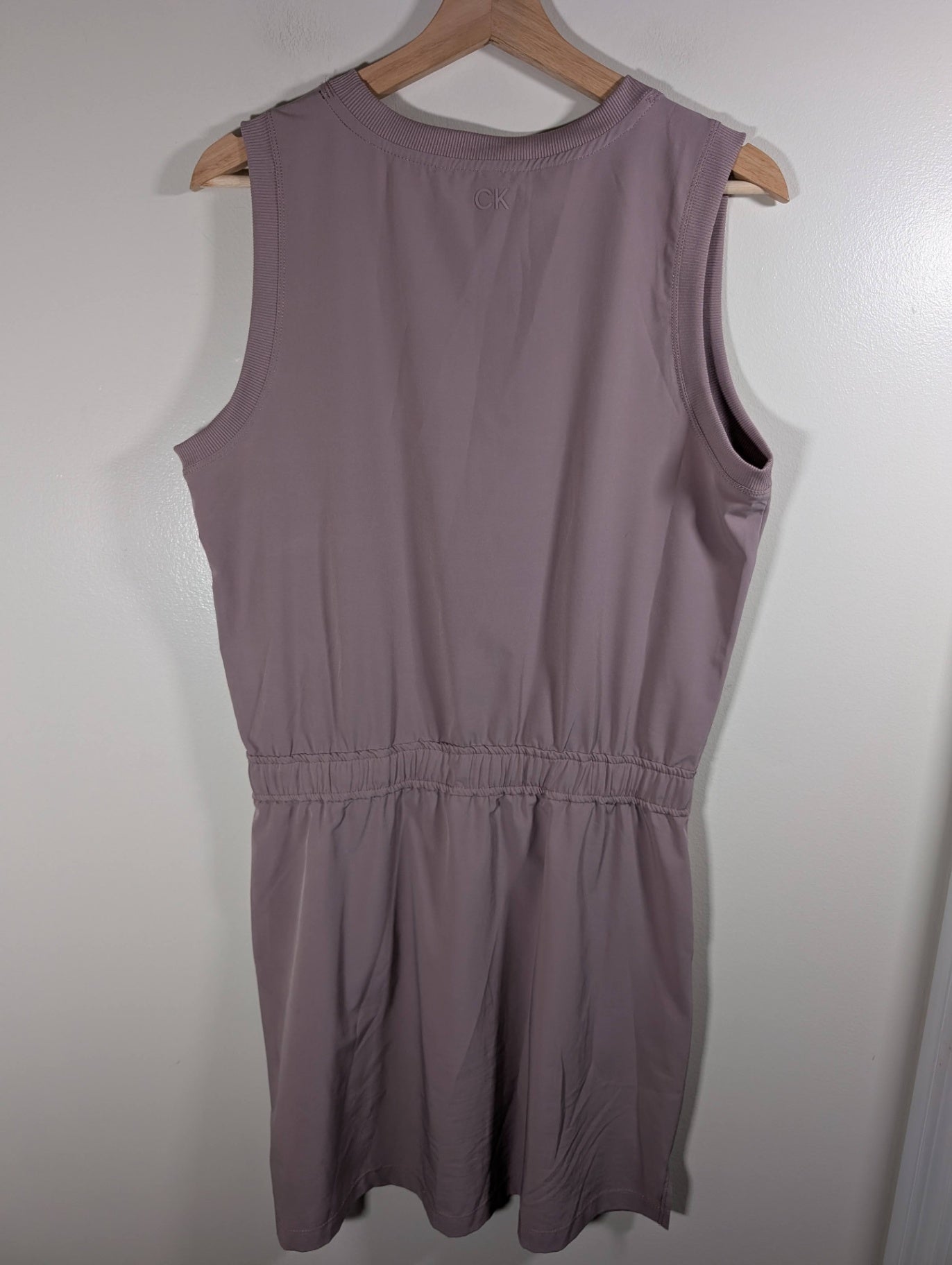 Calvin Klein Performance dress - Medium