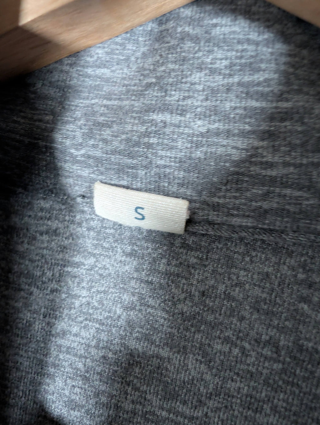 Lululemon grey pullover - Small