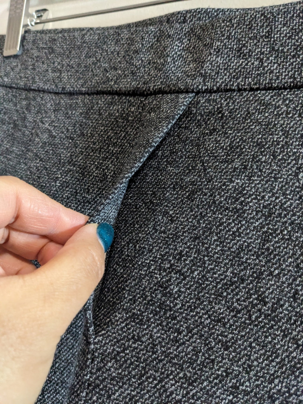RW&CO. Grey Woven Pants - M