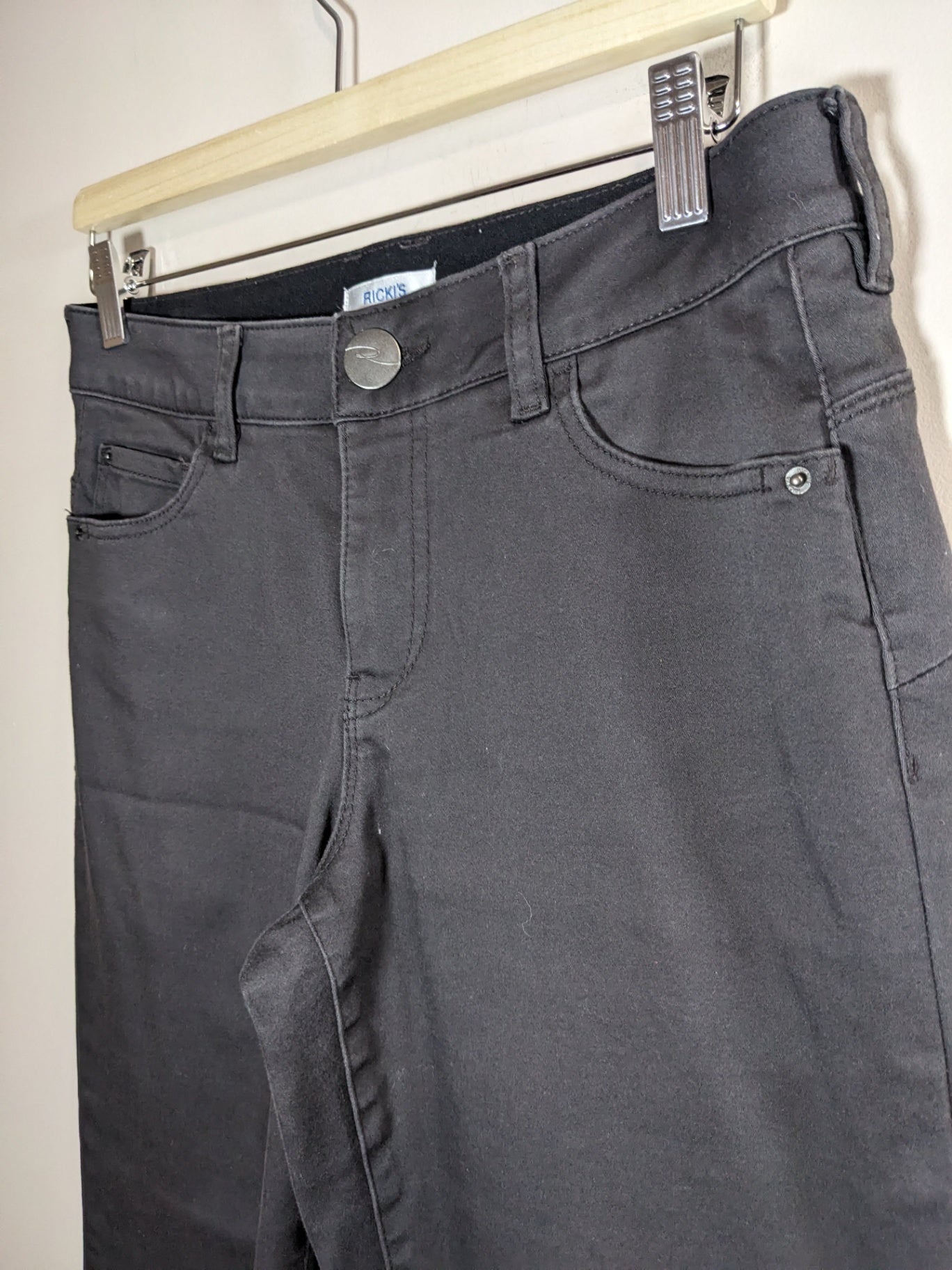 Rickis Grey Jeans - sz 6