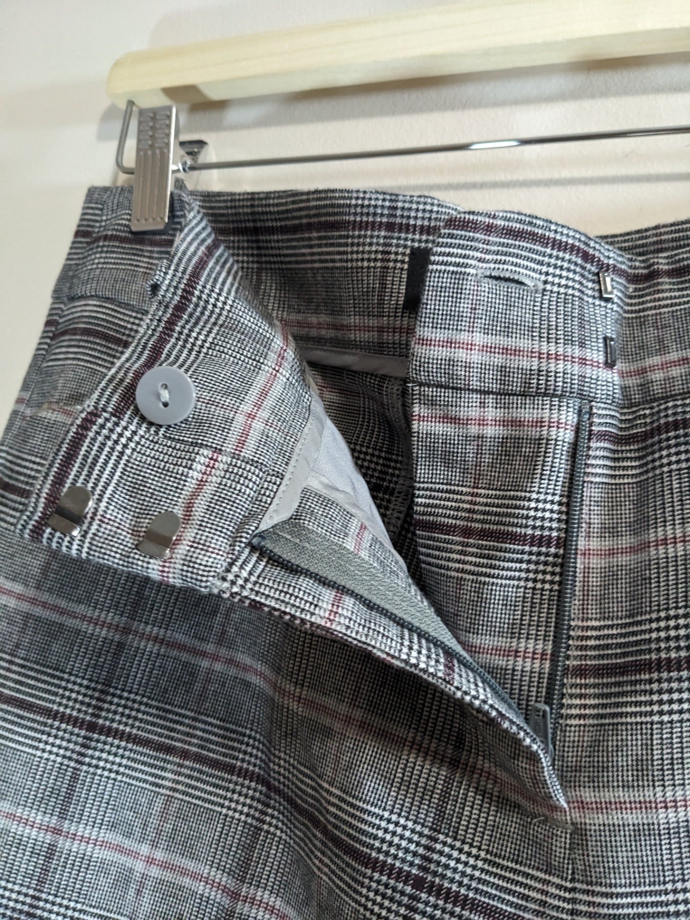 Le Château Plaid Dress Pants - 6