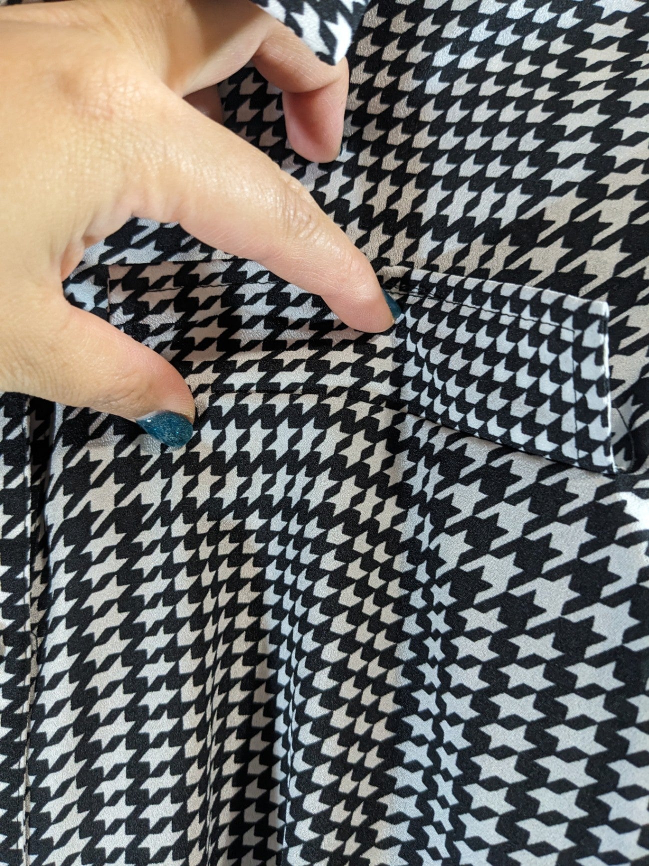 Calvin Klein Houndstooth Blouse - M