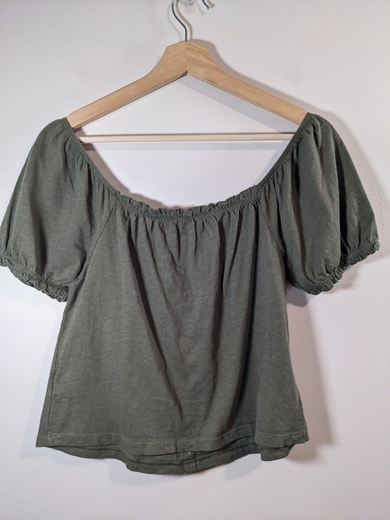 American Eagle Olive Crop Blouse - XS