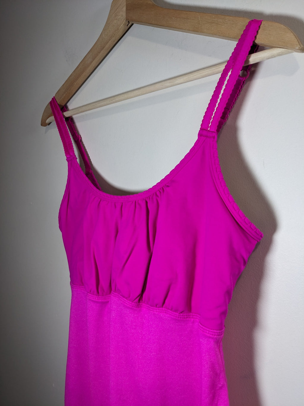 Lululemon Pink Tank Top - 8