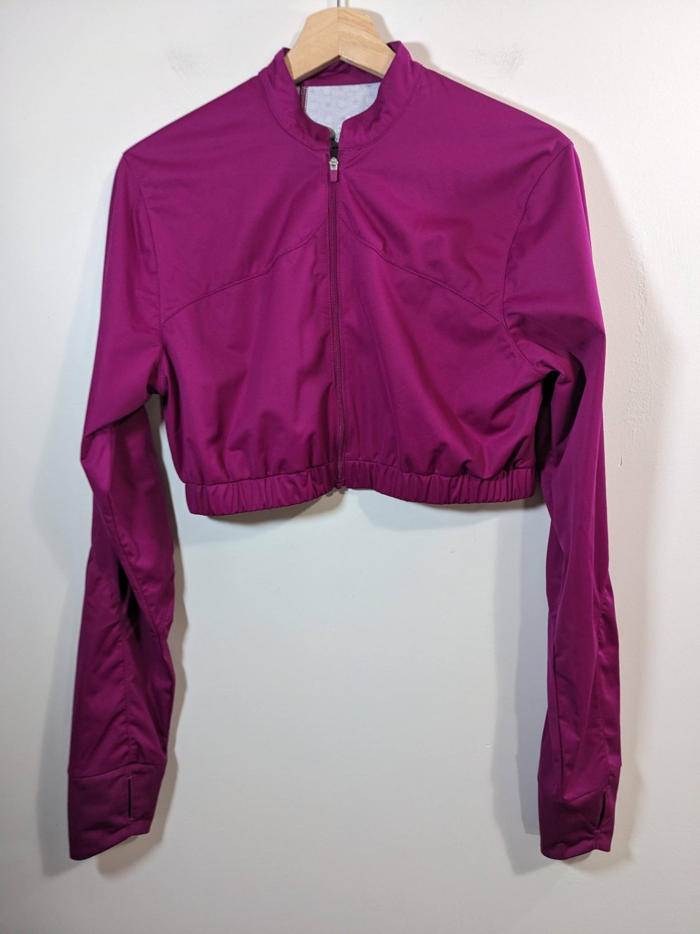 adidas convertible vest/crop jacket - M