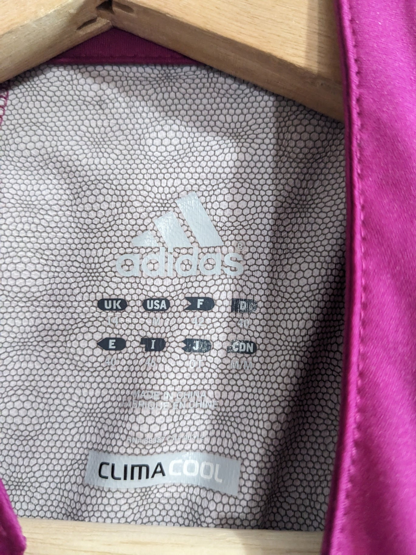 adidas convertible vest/crop jacket - M
