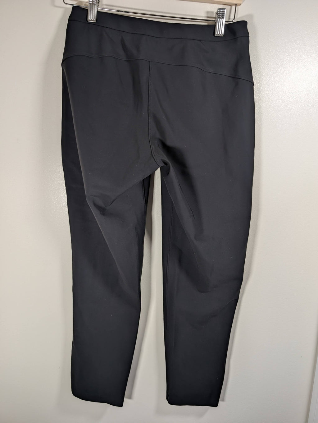 Lululemon pant - SZ  6
