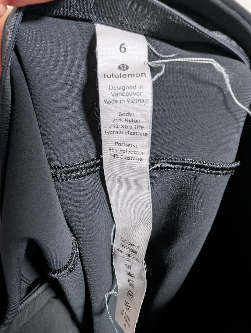 Lululemon pant - SZ  6